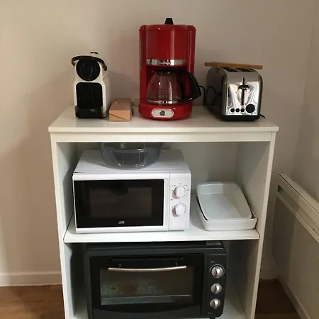 Maison Bord De Climatisee La Capte , Holiday home *
