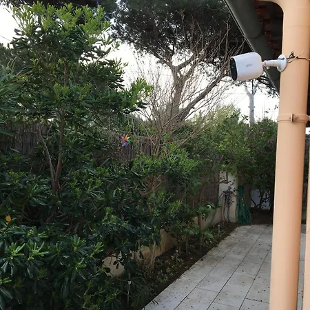 Maison Bord De Climatisee La Capte , *