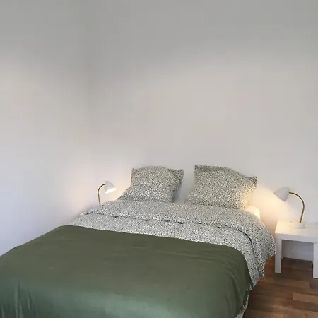 Maison Bord De Climatisee La Capte , Holiday home *