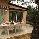 Σπίτι διακοπών Maison Bord De Climatisee La Capte , *